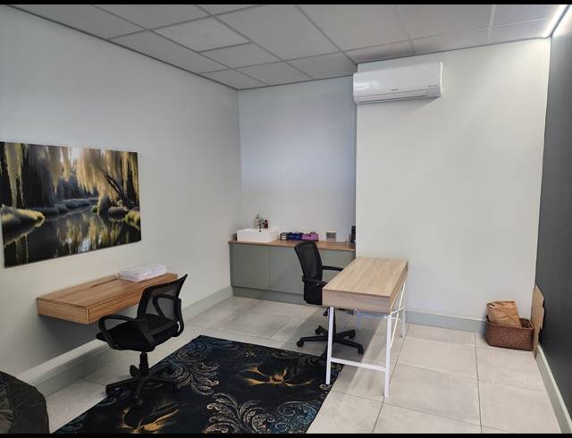 176M² OFFICE TO LET IN PANORAMA